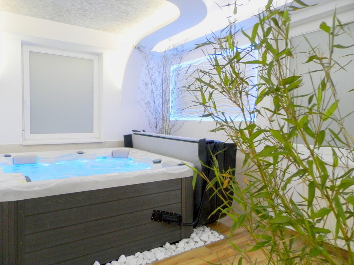 Katalin Boutique & Wellness Apartmanok Hajdúszoboszló المظهر الخارجي الصورة
